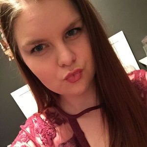 Meet your Posher, Kiersten